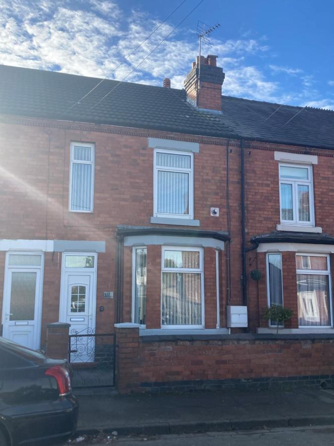 Cheshire Home Stays Crewe Exterior photo